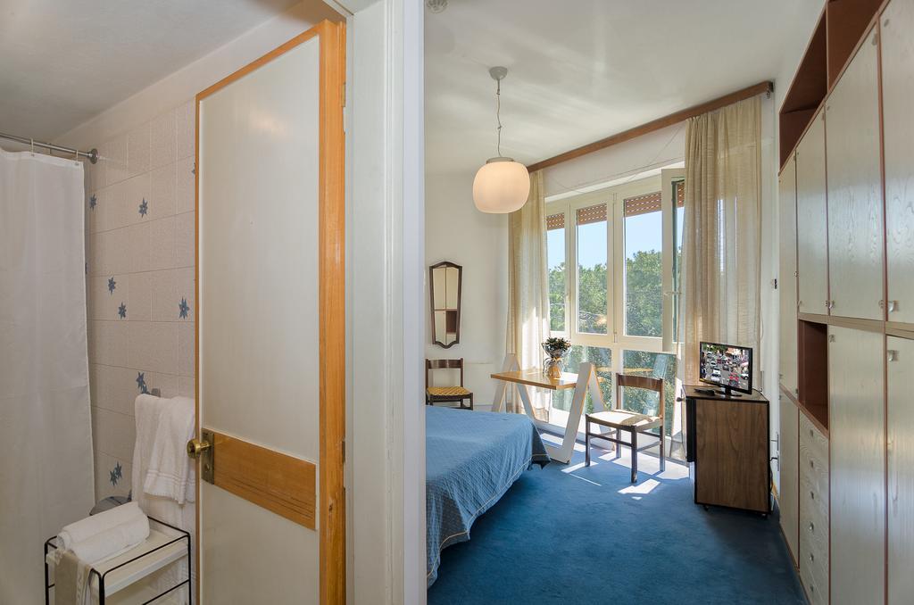 Hotel Brasilia Marina di Pietrasanta Buitenkant foto